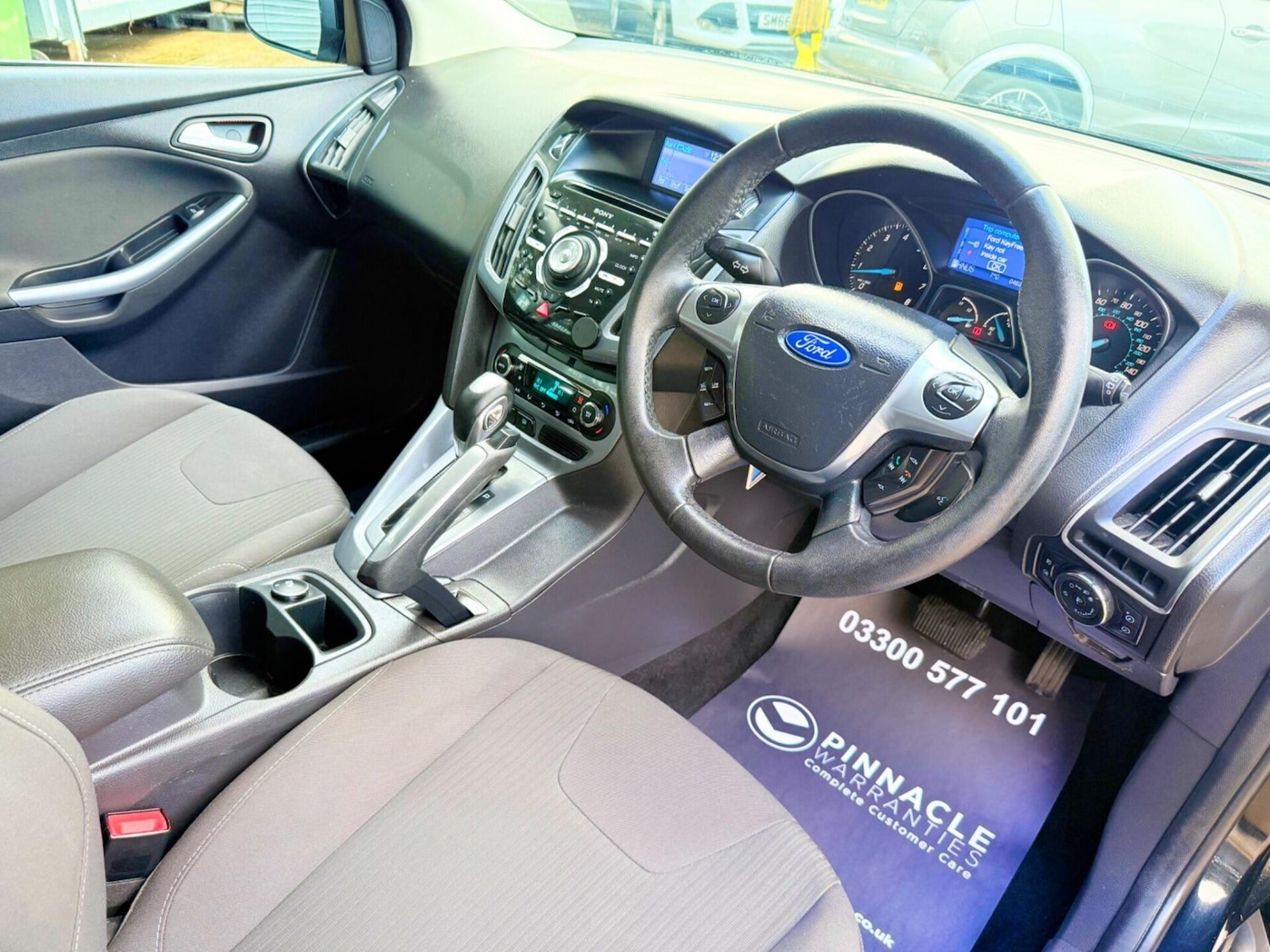 Used Ford Focus 2011 for sale - 77226207: Photo 20