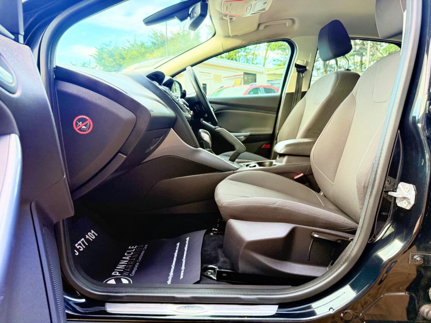 Used Ford Focus 2011 for sale - 77226207: Photo 23