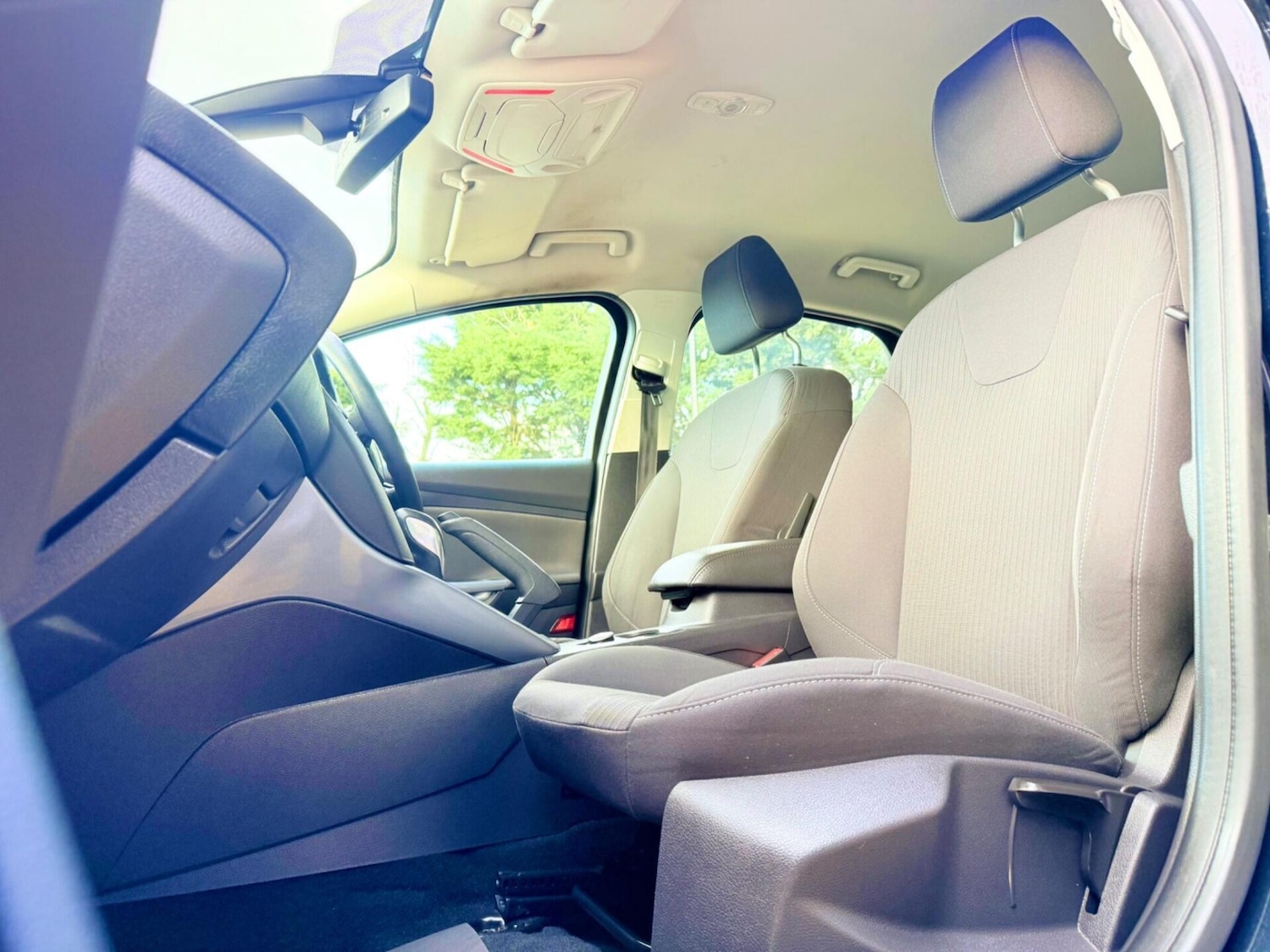 Used Ford Focus 2011 for sale - 77226207: Photo 24