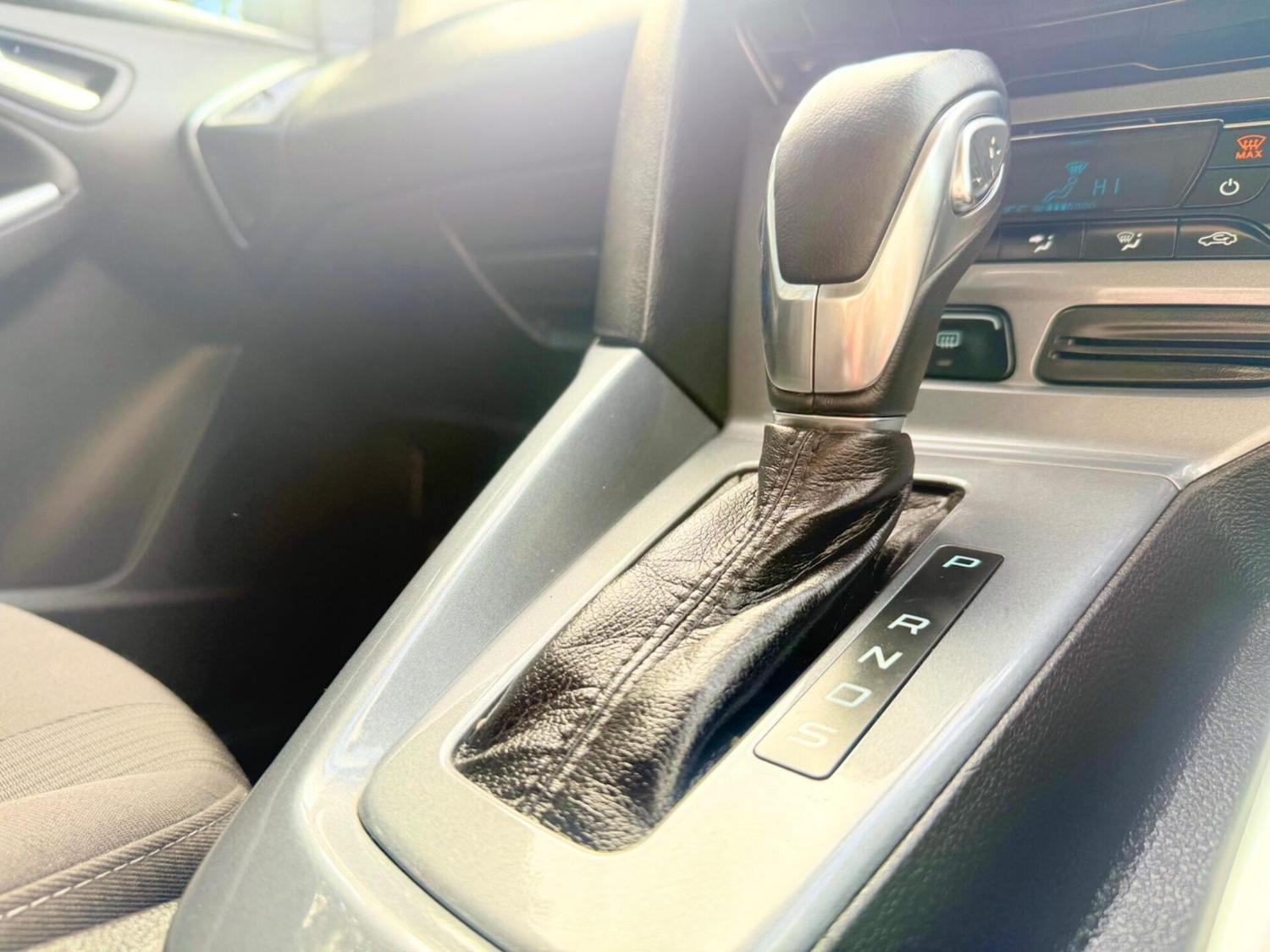 Used Ford Focus 2011 for sale - 77226207: Photo 34