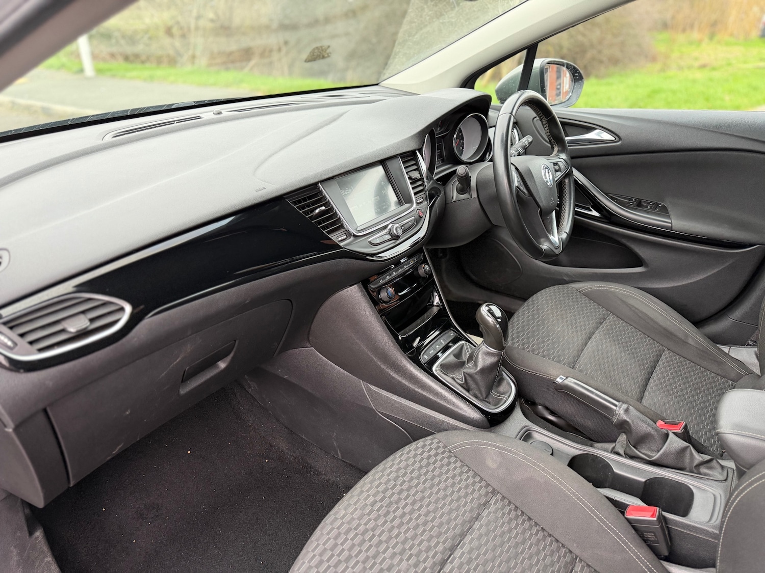 Used Vauxhall Astra 2018 for sale - 77640976: Photo 18