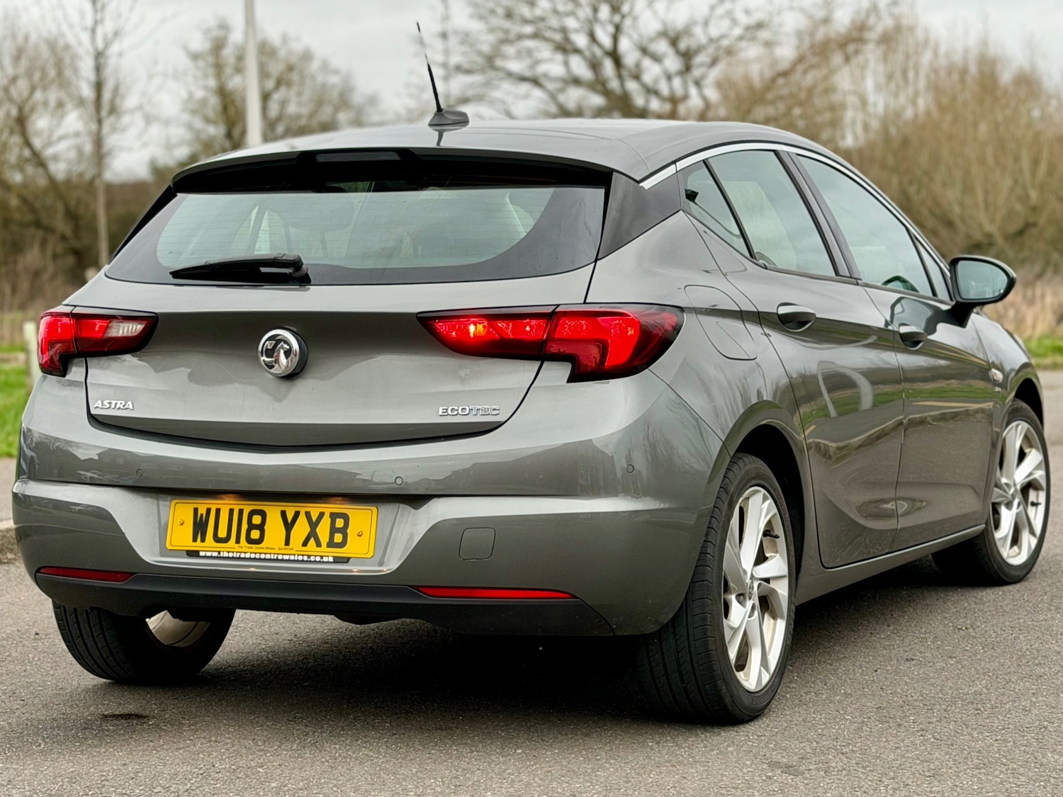 Used Vauxhall Astra 2018 for sale - 77640976: Photo 3
