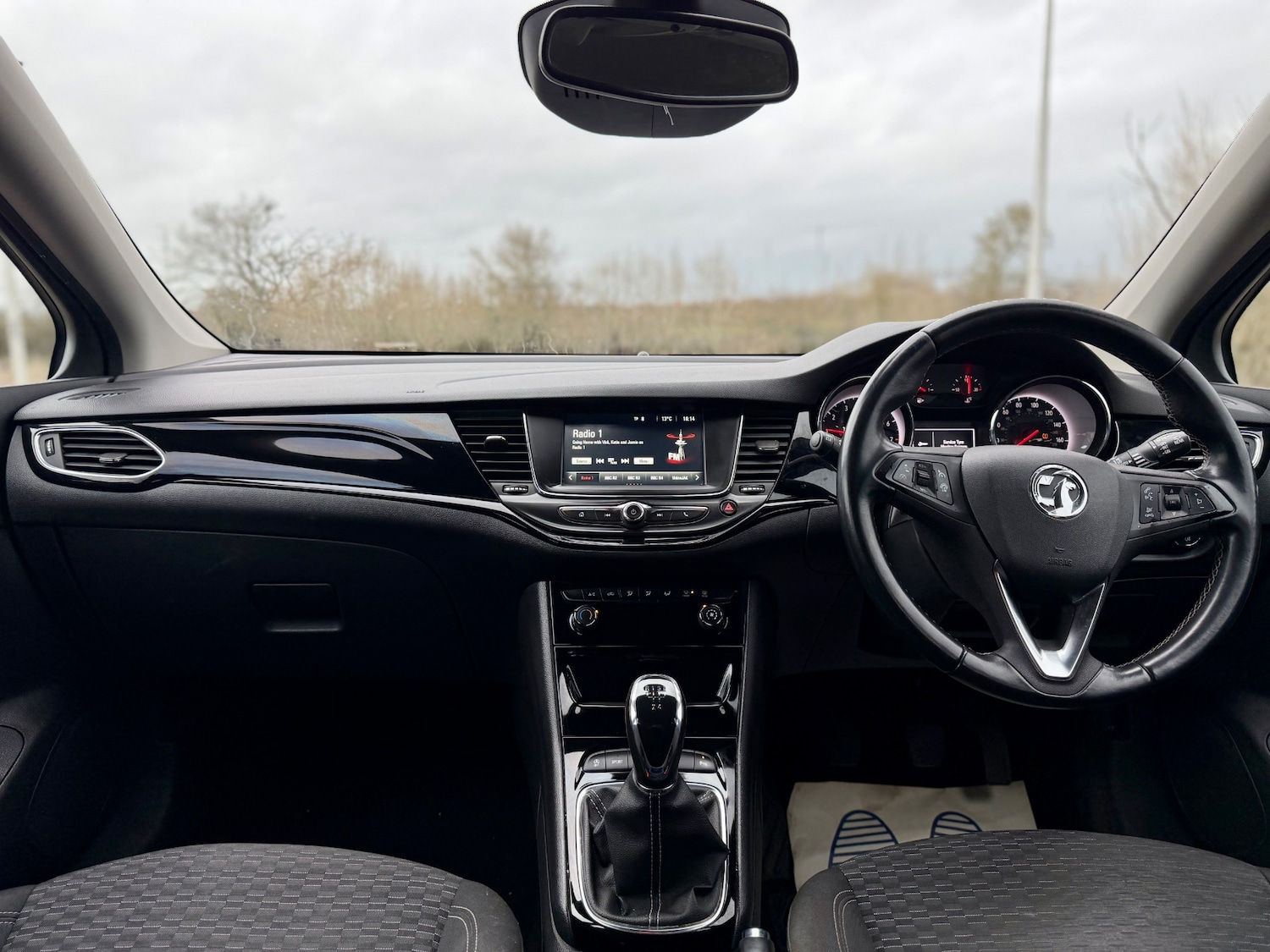 Used Vauxhall Astra 2018 for sale - 77640976: Photo 37