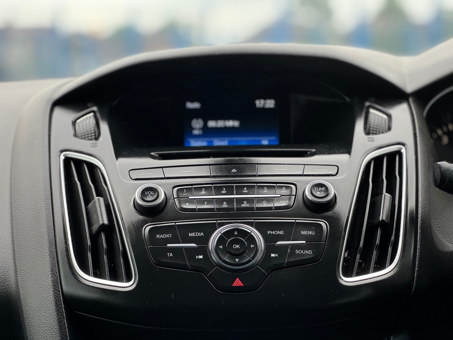 Used Ford Focus 2015 for sale - 76682678: Photo 17