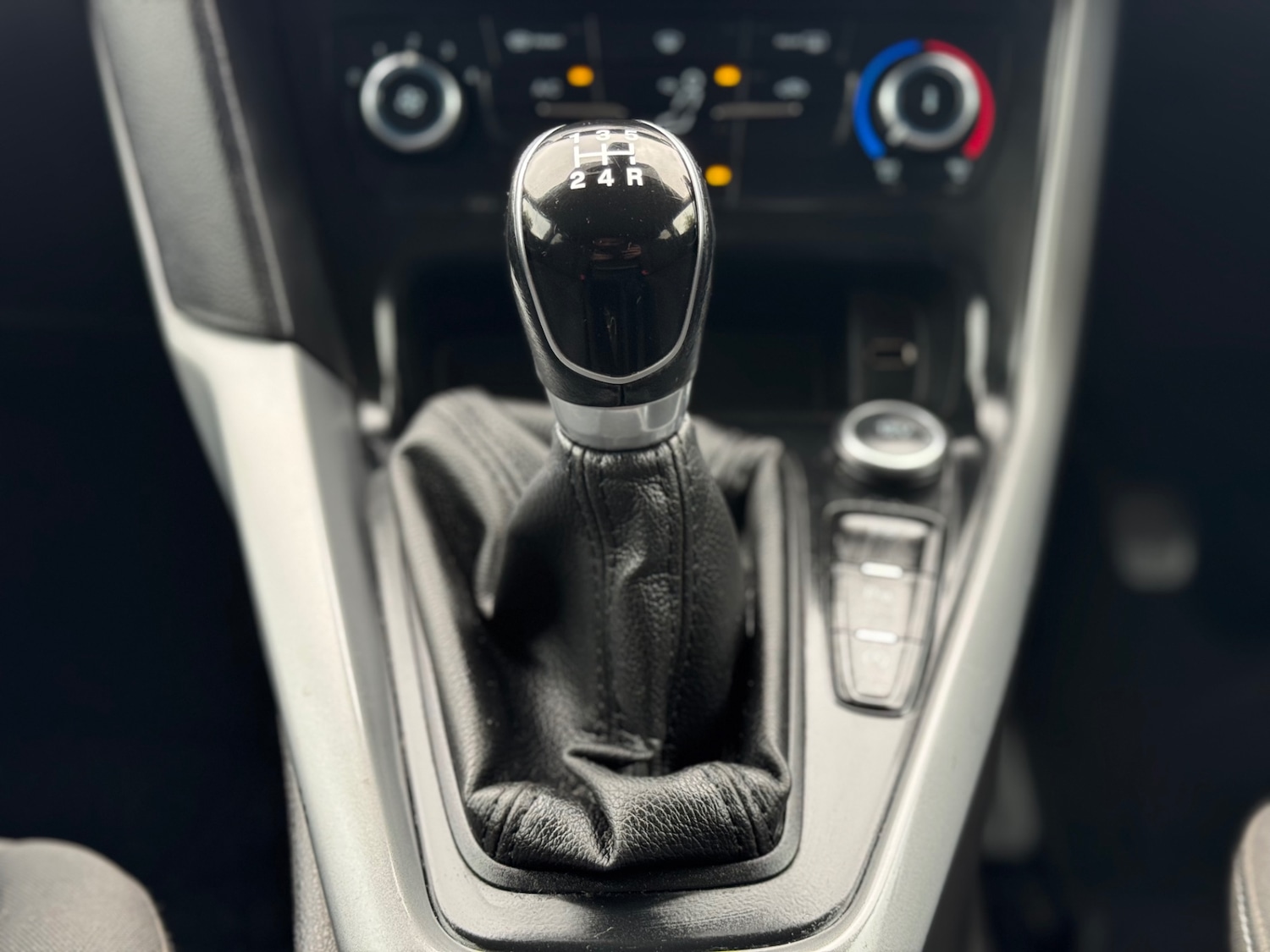 Used Ford Focus 2015 for sale - 76682678: Photo 19