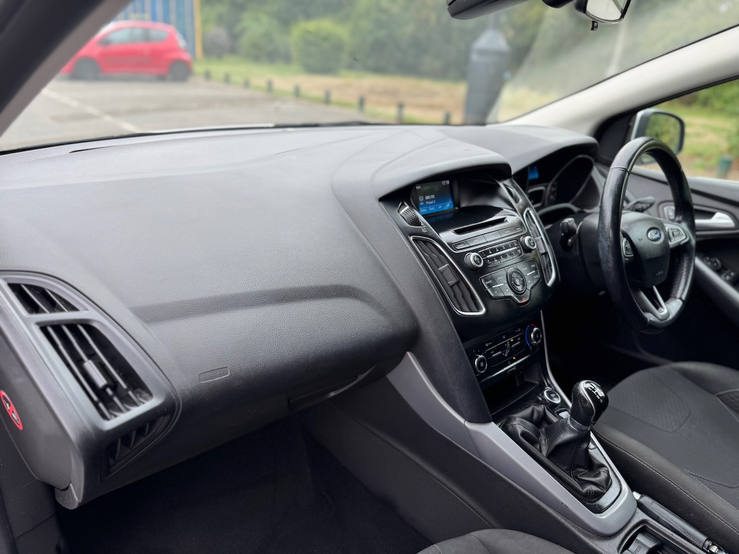 Used Ford Focus 2015 for sale - 76682678: Photo 24