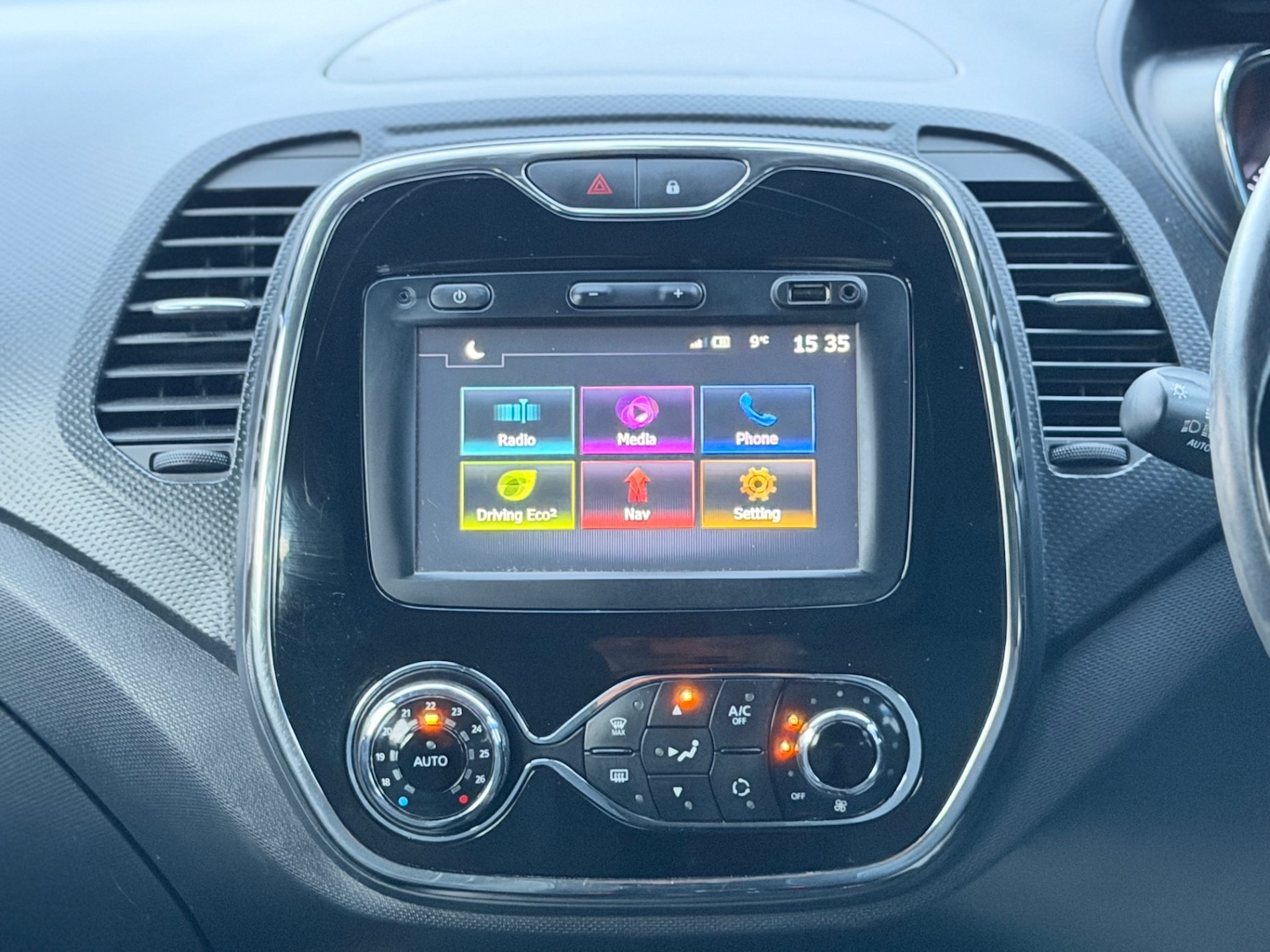 Used Renault Captur 2016 for sale - 76682663: Photo 18