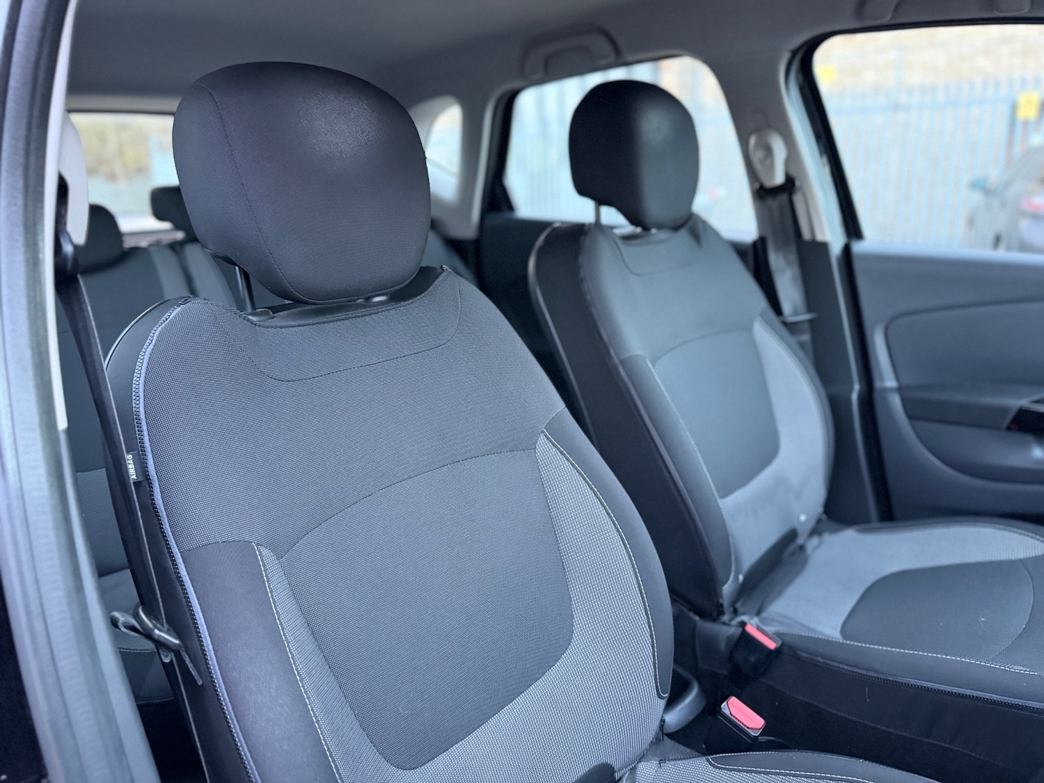 Used Renault Captur 2016 for sale - 76682663: Photo 22