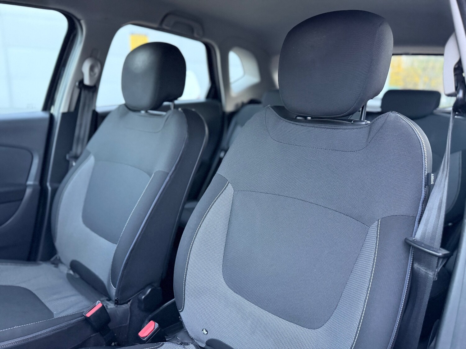 Used Renault Captur 2016 for sale - 76682663: Photo 25