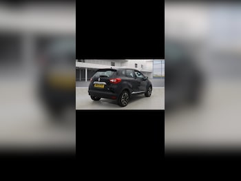 Used Renault Captur 2016 for sale - 76682663: Photo