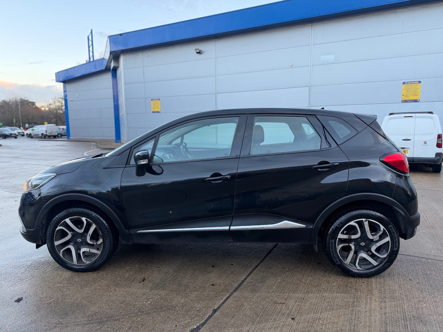 Used Renault Captur 2016 for sale - 76682663: Photo 7