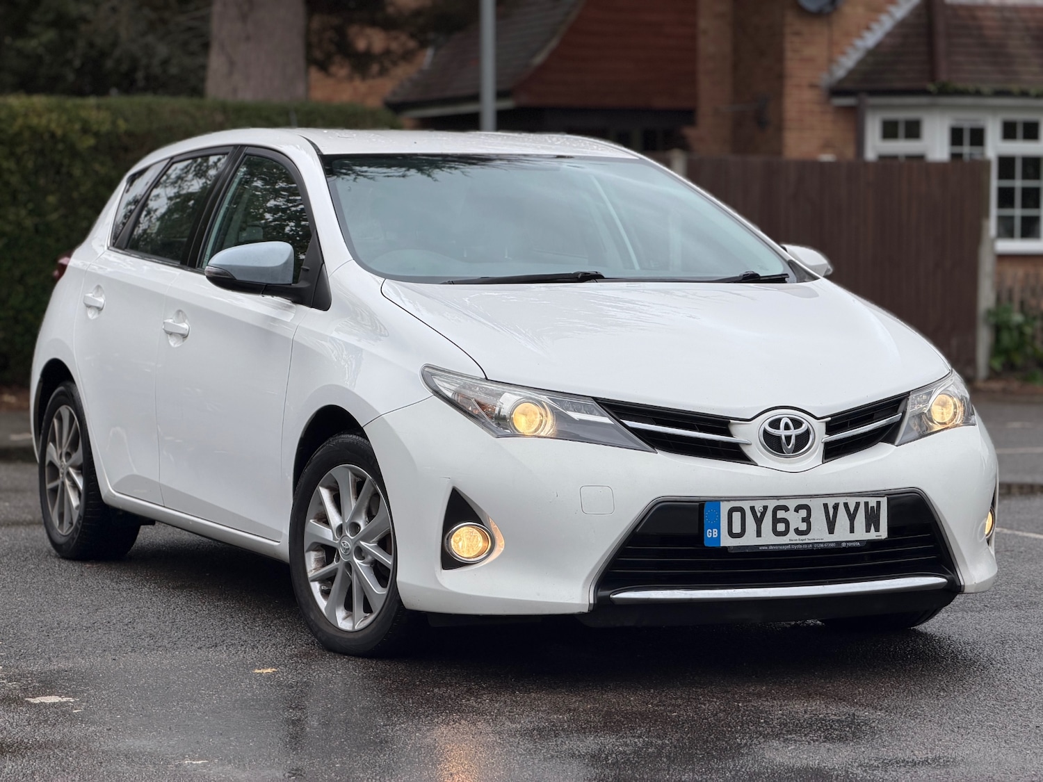 Used Toyota Auris 2013 for sale - 76638692: Photo 1