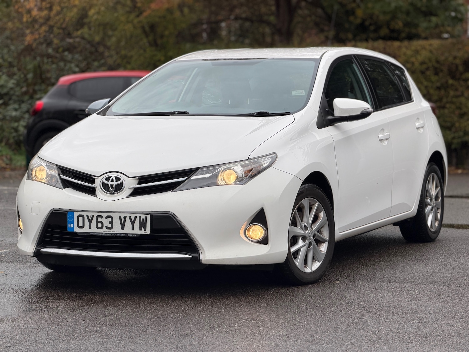 Used Toyota Auris 2013 for sale - 76638692: Photo 2