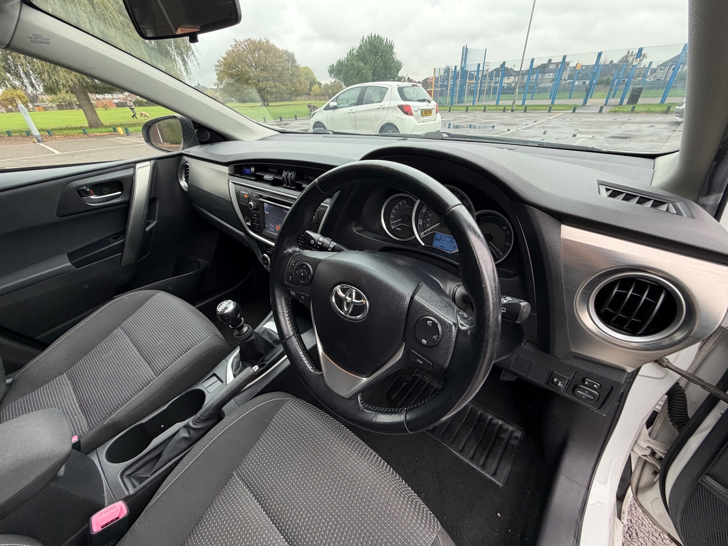 Used Toyota Auris 2013 for sale - 76638692: Photo 21