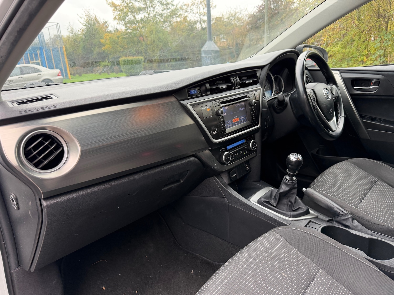 Used Toyota Auris 2013 for sale - 76638692: Photo 23