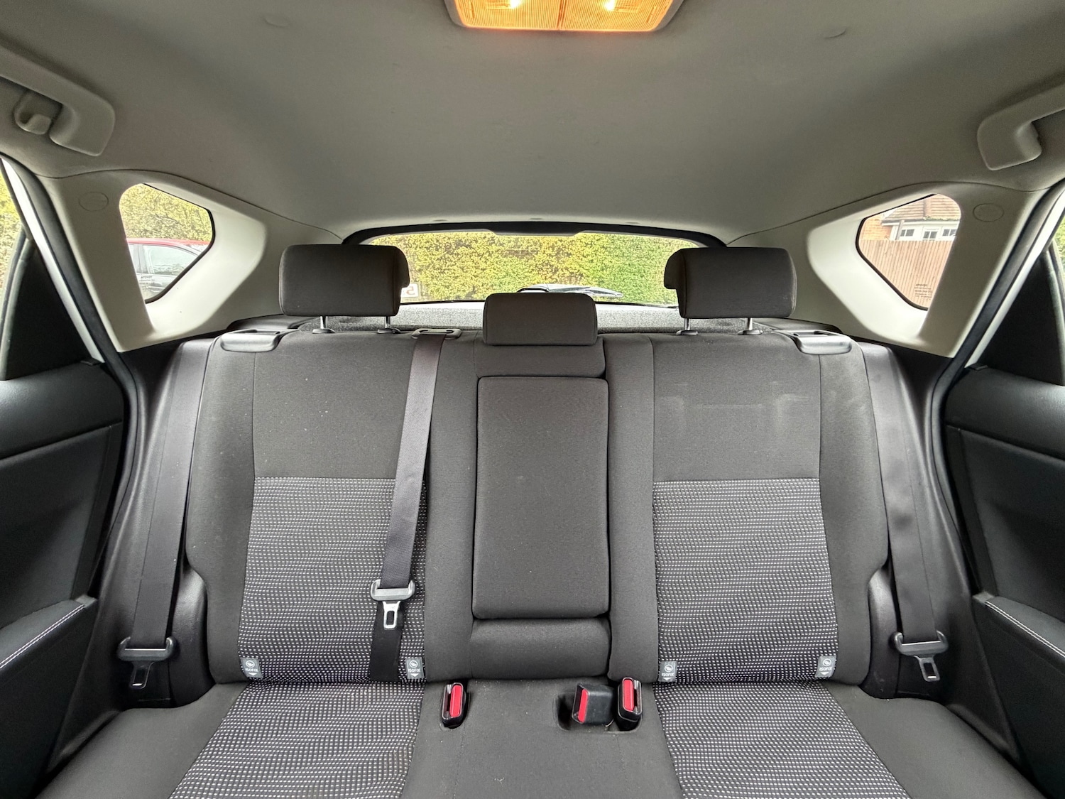 Used Toyota Auris 2013 for sale - 76638692: Photo 30