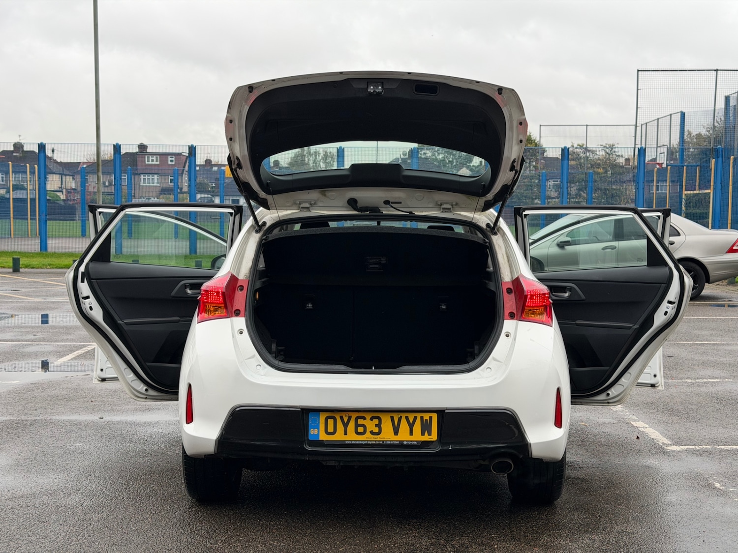 Used Toyota Auris 2013 for sale - 76638692: Photo 39