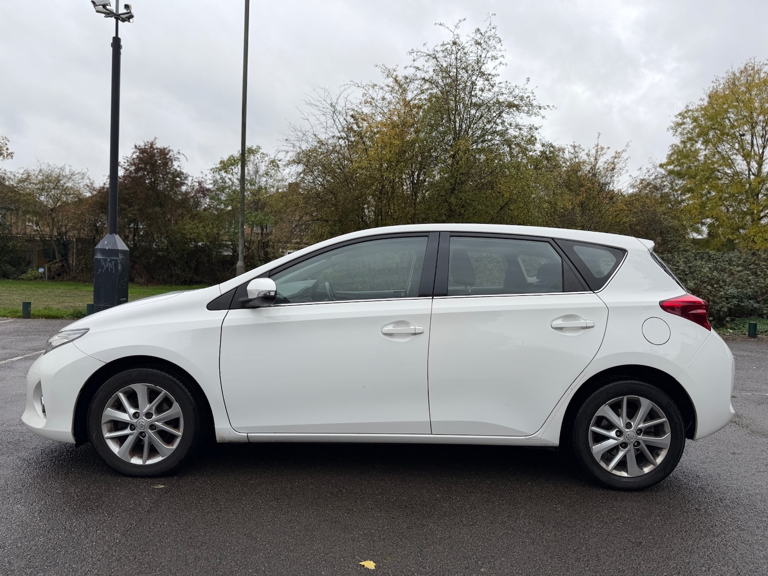 Used Toyota Auris 2013 for sale - 76638692: Photo 8