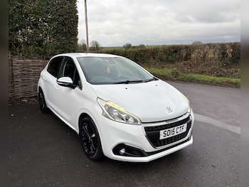 Used Peugeot 208 2015 for sale - 77409663: Photo