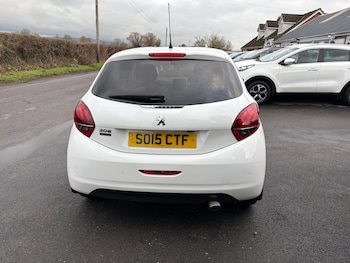 Used Peugeot 208 2015 for sale - 77409663: Photo