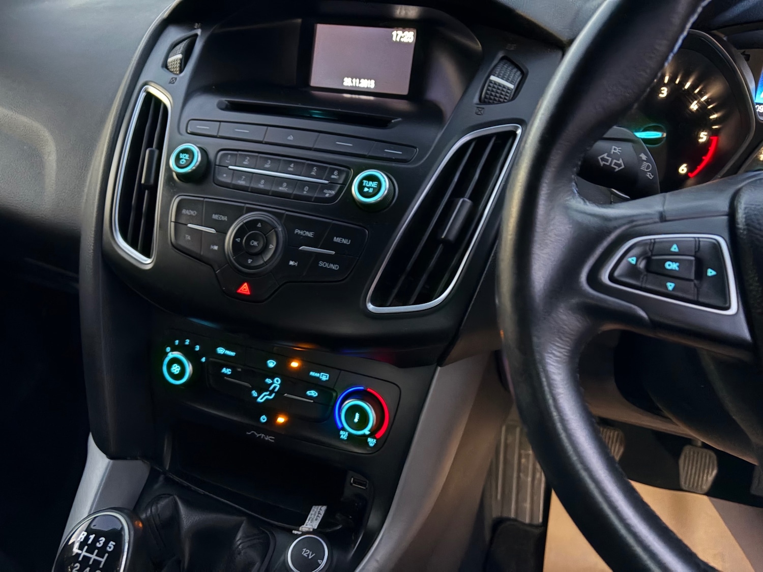 Used Ford Focus 2014 for sale - 76784714: Photo 9