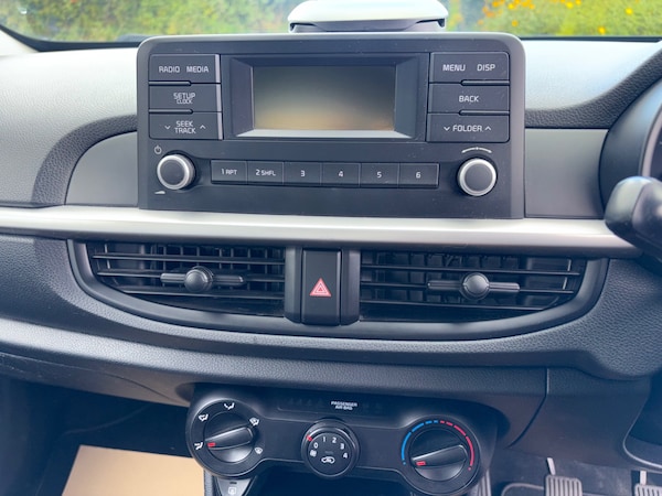 Used Kia Picanto 2018 for sale - 76211580: Photo 15