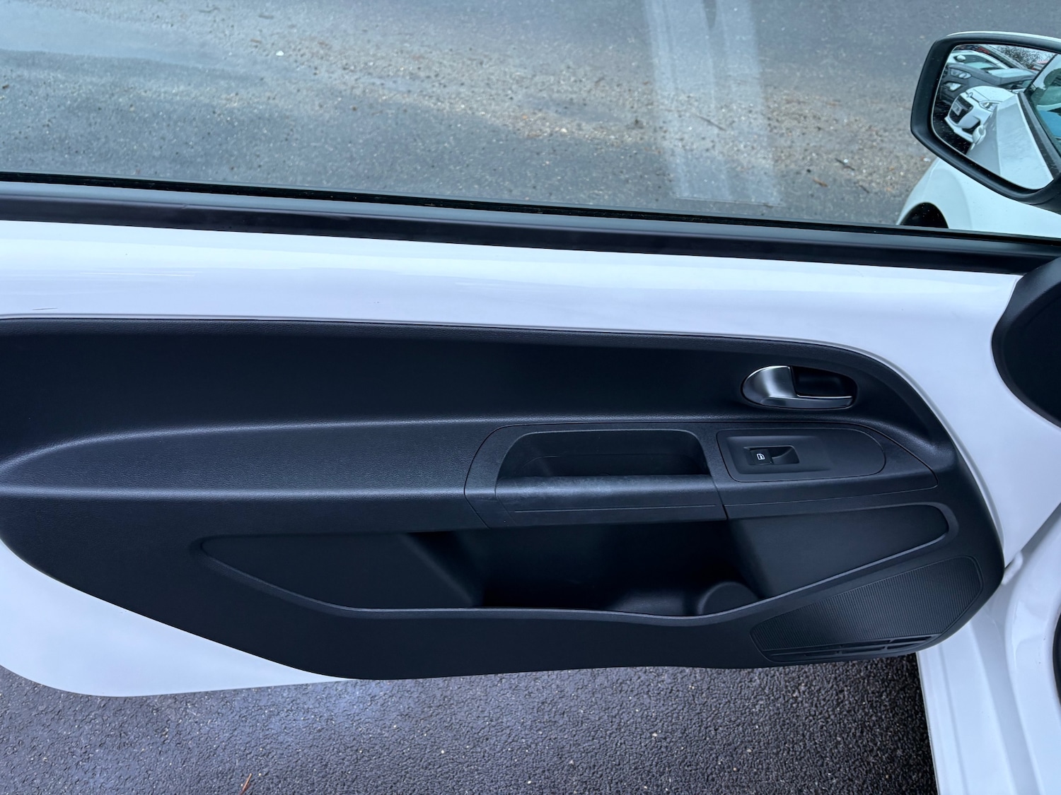 Used Volkswagen up! 2013 for sale - 77495020: Photo 20