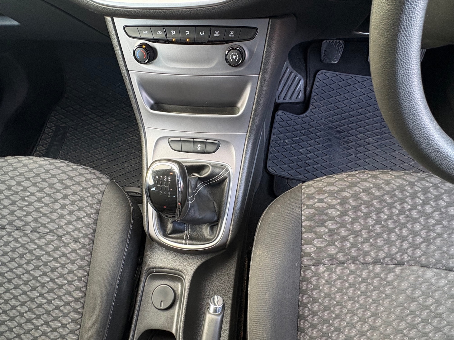 Used Vauxhall Astra 2017 for sale - 76379610: Photo 10