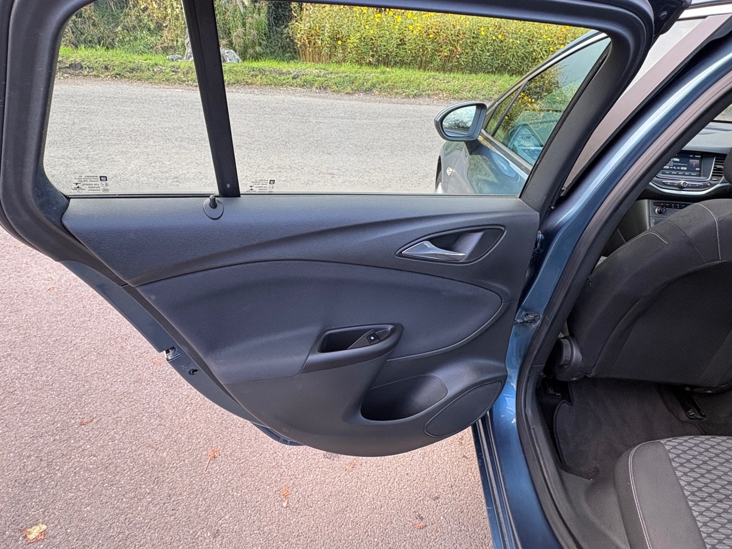 Used Vauxhall Astra 2017 for sale - 76379610: Photo 15