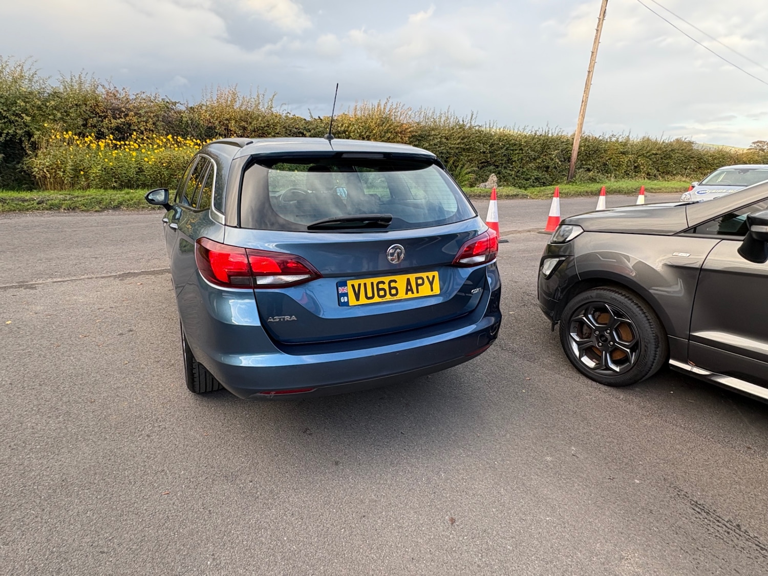 Used Vauxhall Astra 2017 for sale - 76379610: Photo 4