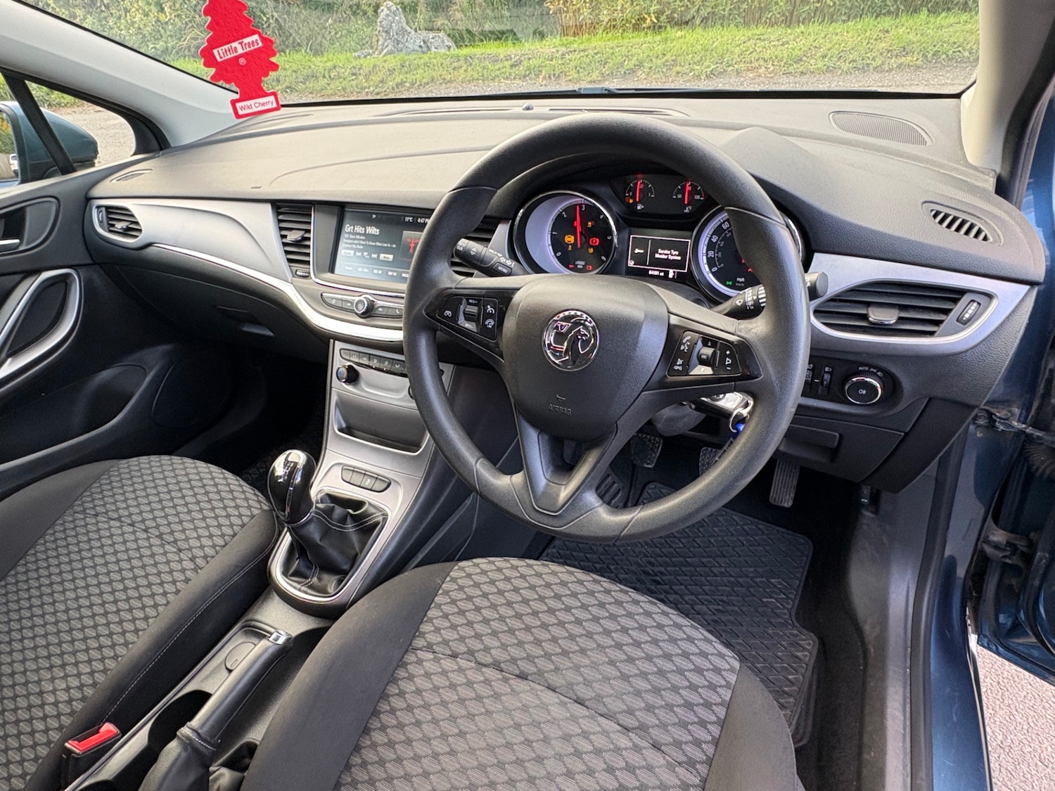Used Vauxhall Astra 2017 for sale - 76379610: Photo 7
