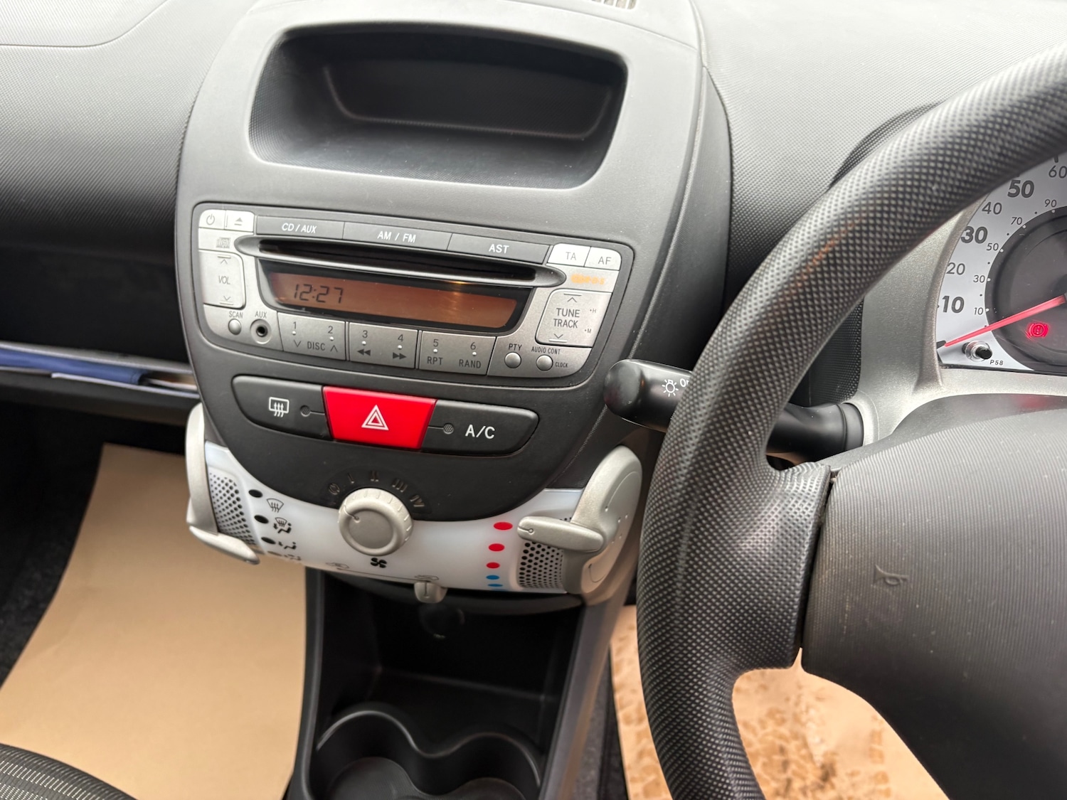 Used Peugeot 107 2012 for sale - 76669906: Photo 10