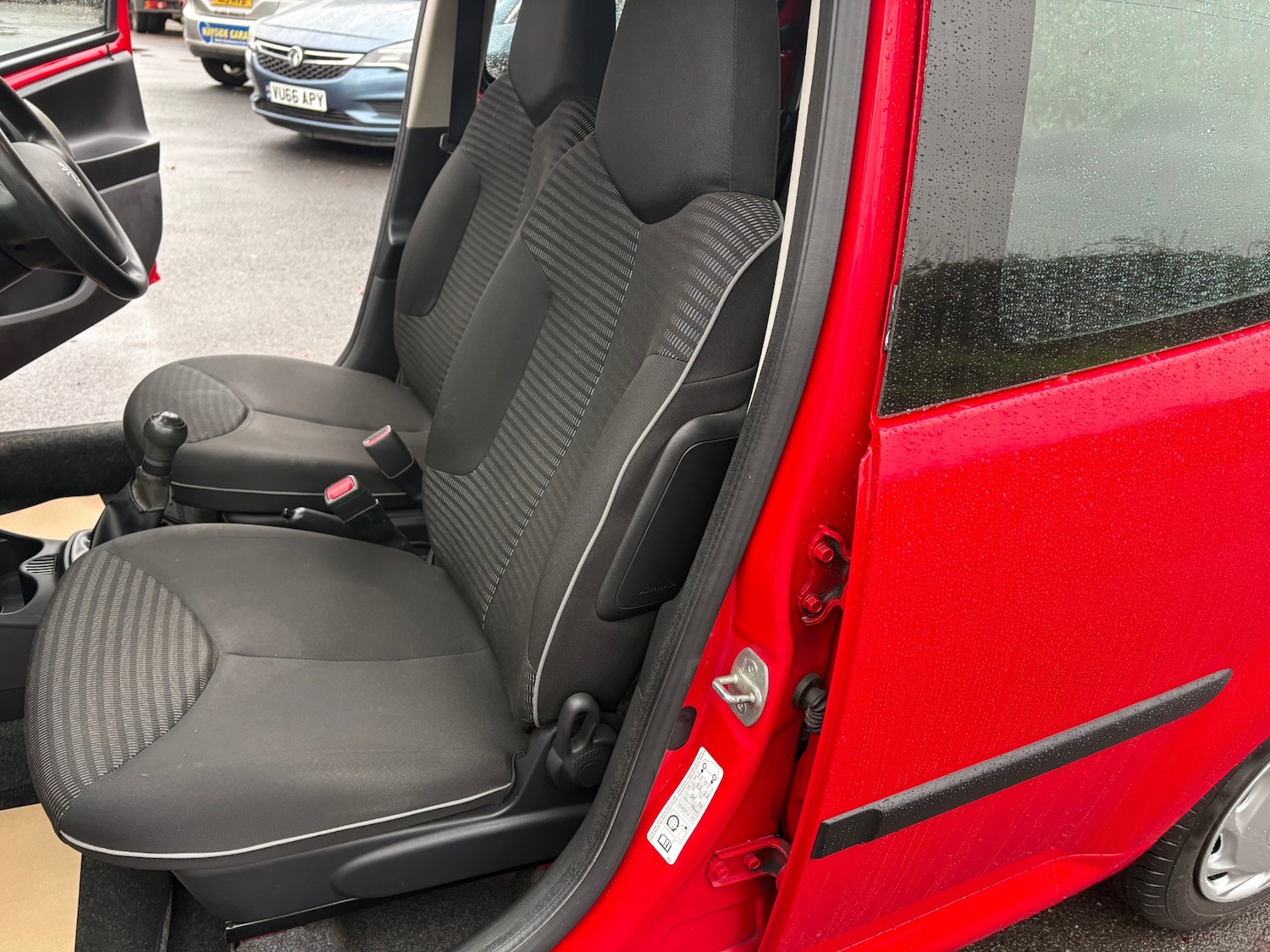 Used Peugeot 107 2012 for sale - 76669906: Photo 17