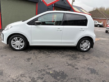 Used Volkswagen up! 2016 for sale - 77264220: Photo