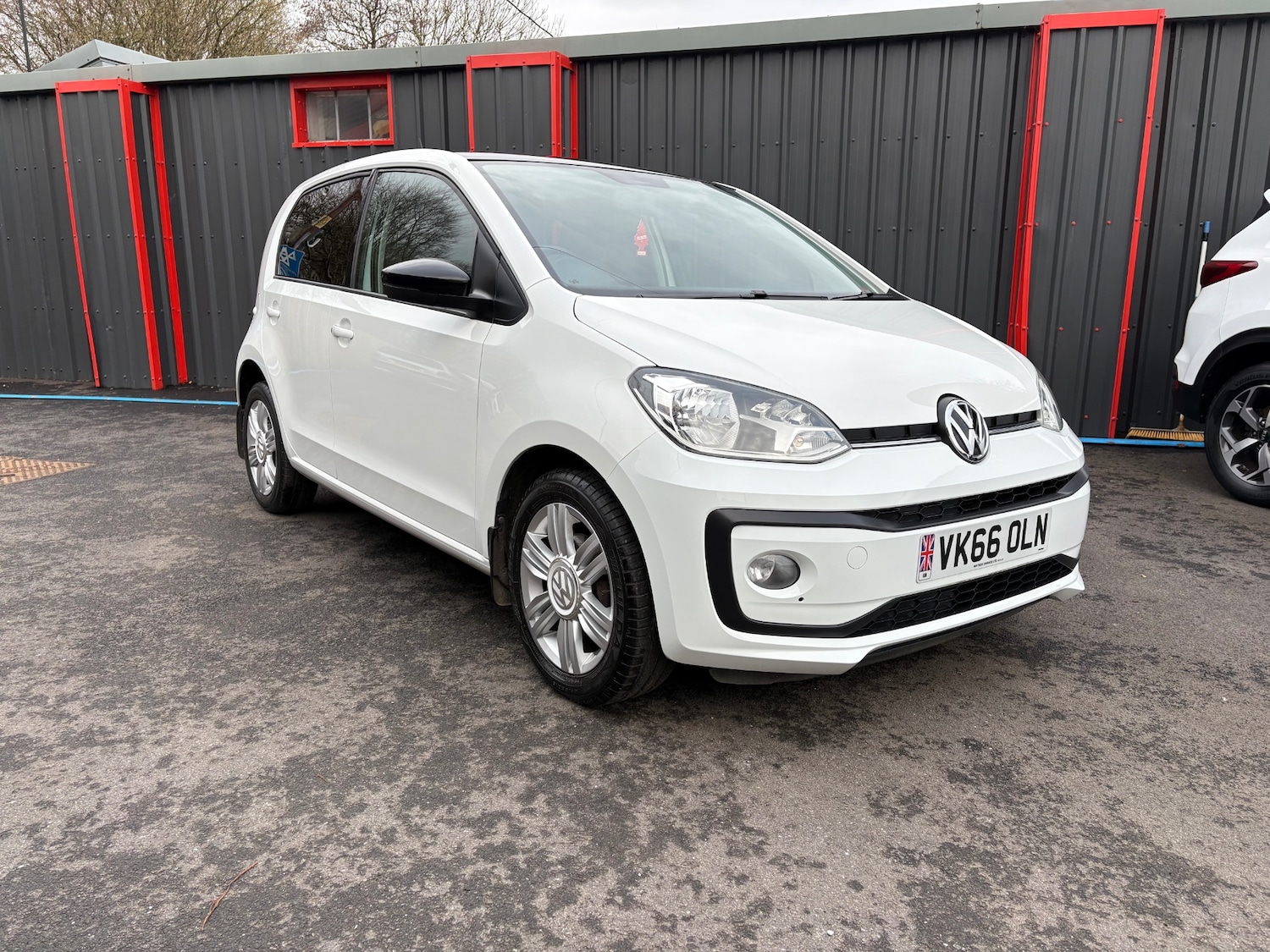 Used Volkswagen up! 2016 for sale - 77264220: Photo 7