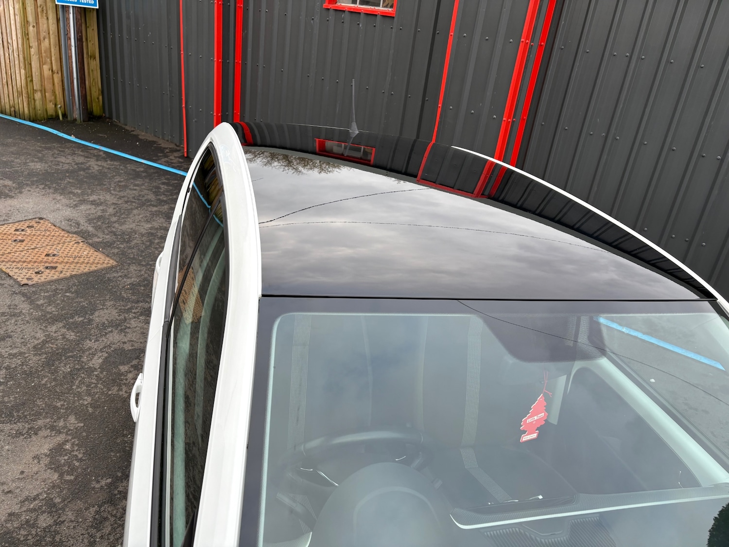 Used Volkswagen up! 2016 for sale - 77264220: Photo 8