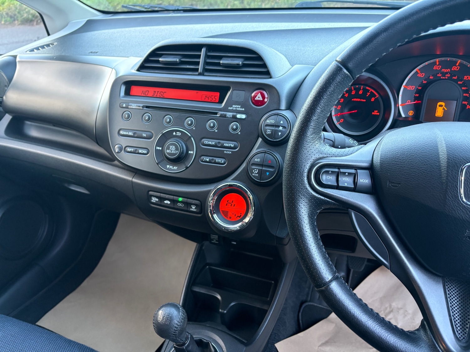 Used Honda Jazz 2013 for sale - 76798901: Photo 10