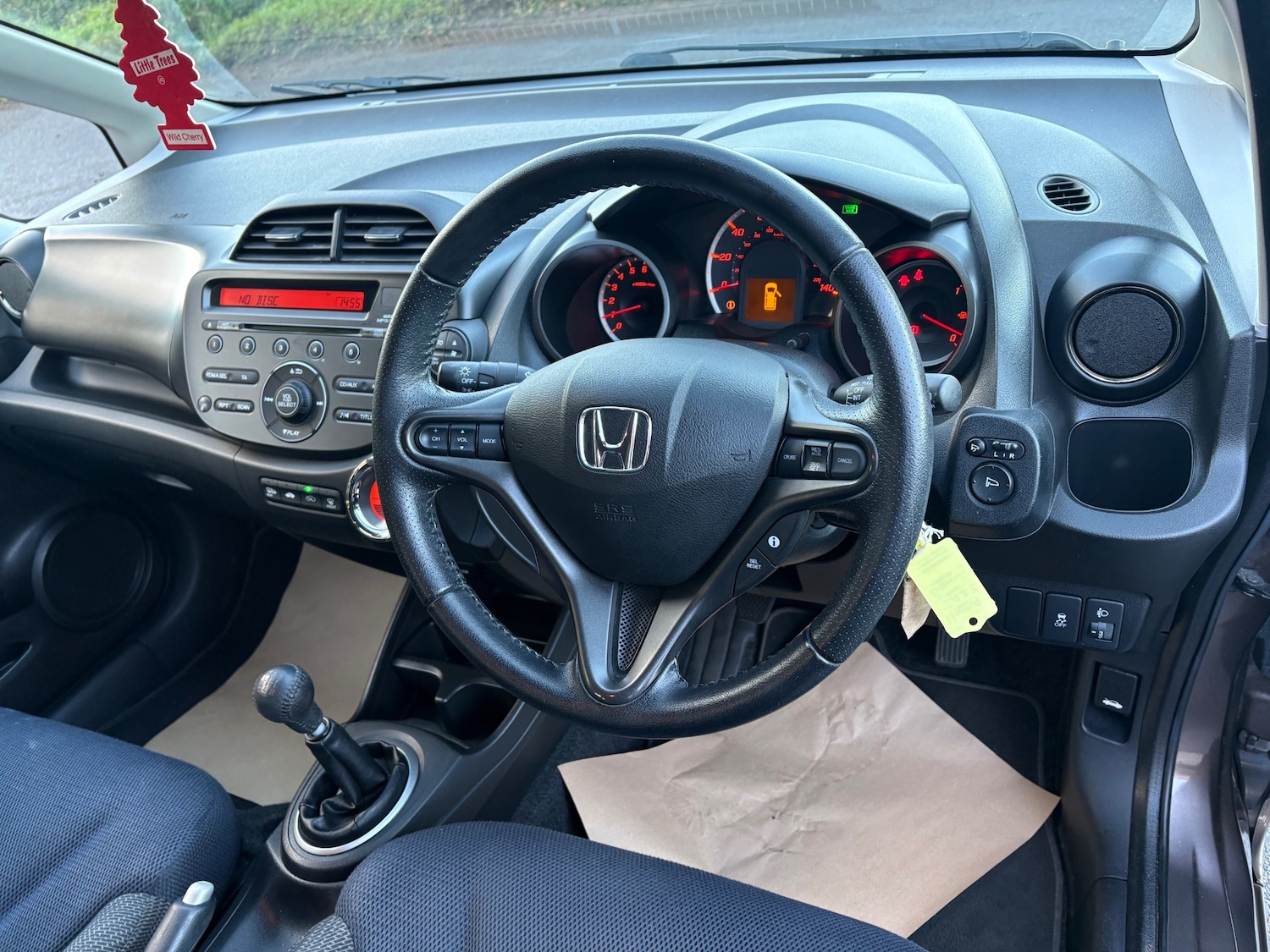 Used Honda Jazz 2013 for sale - 76798901: Photo 9