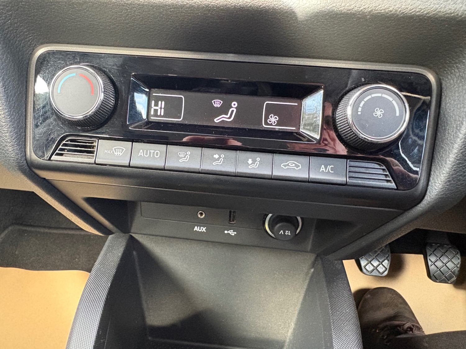 Used Skoda Fabia 2015 for sale - 76895866: Photo 16