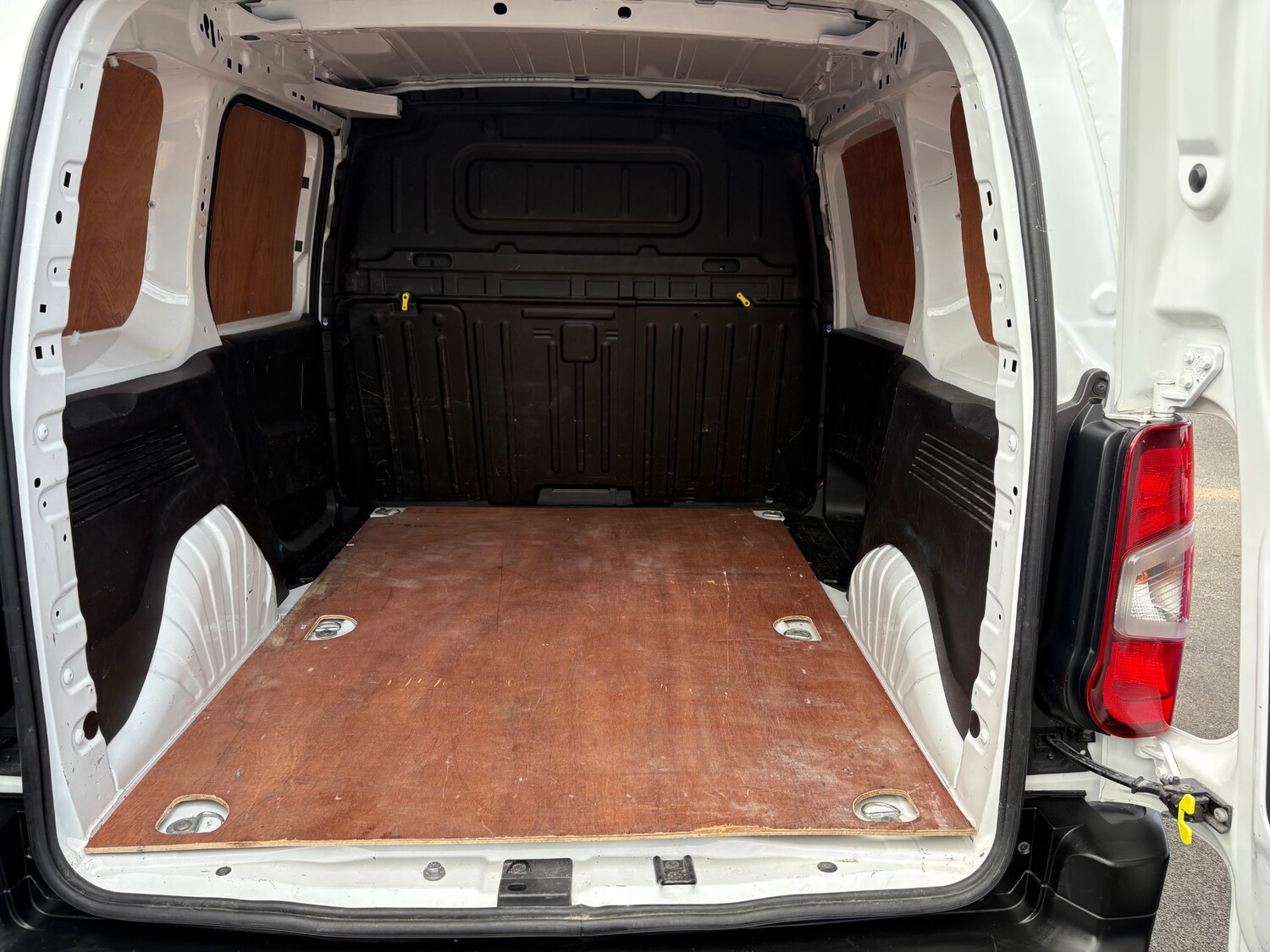 Used Citroen Berlingo 2020 for sale - 75705868: Photo 11