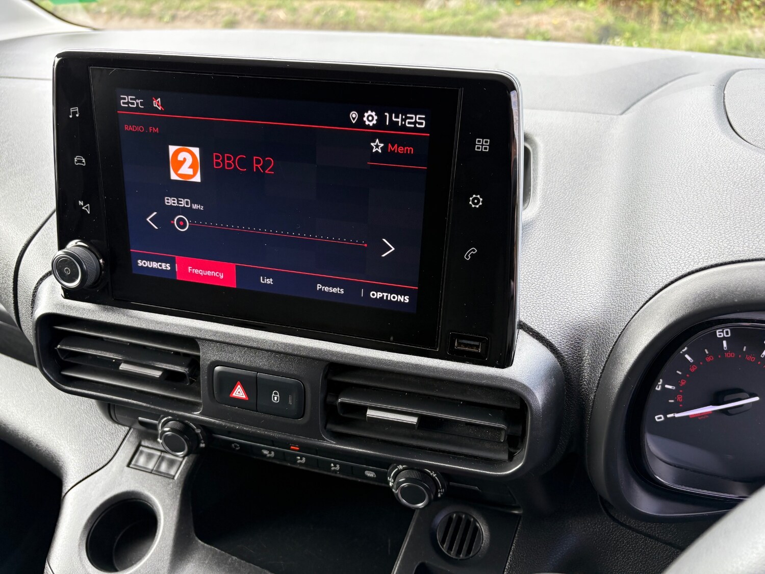 Used Citroen Berlingo 2020 for sale - 75705868: Photo 7