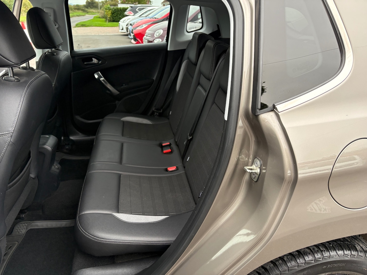 Used Peugeot 2008 2014 for sale - 76281051: Photo 14