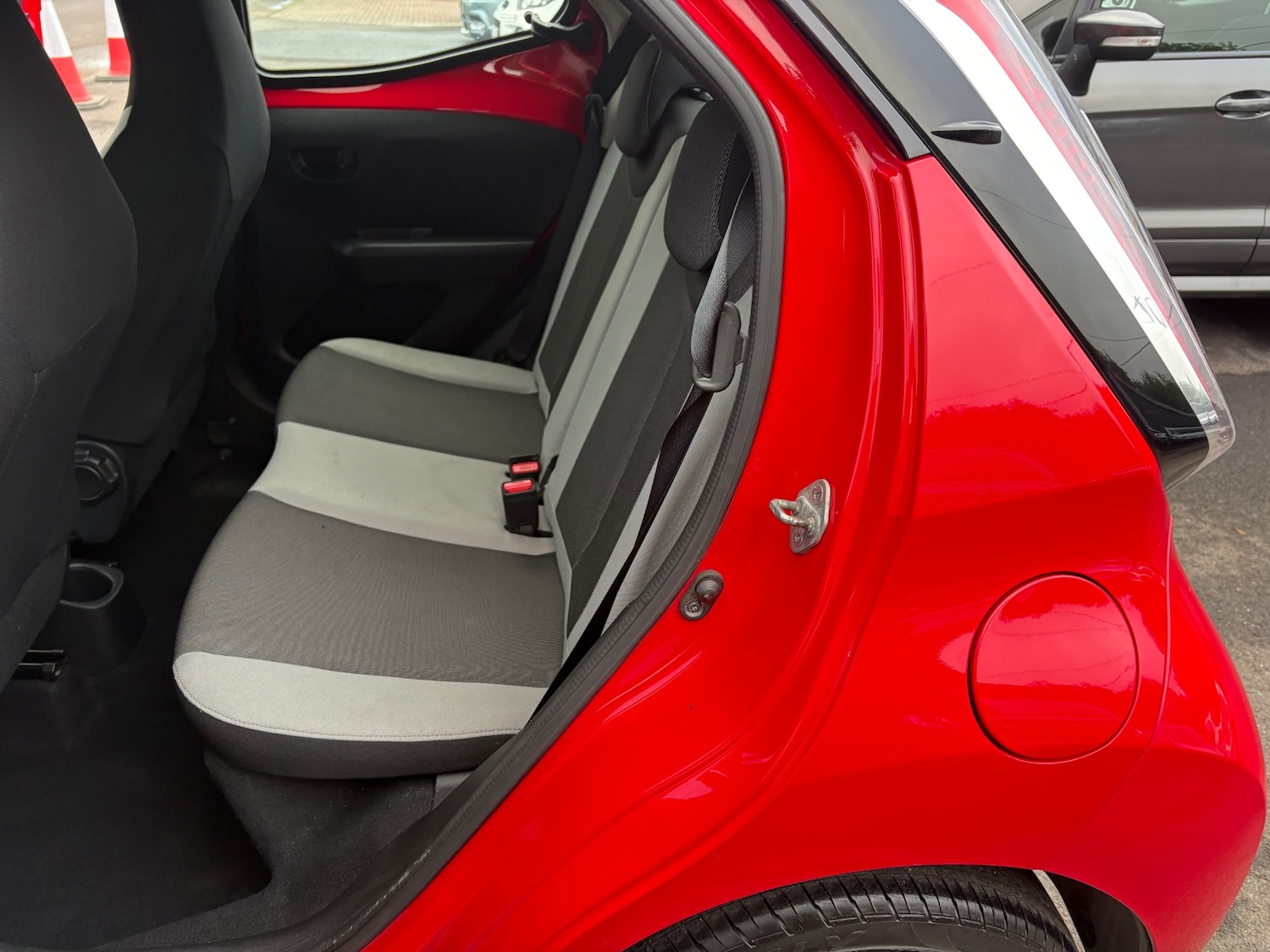 Used Toyota AYGO 2014 for sale - 75999786: Photo 11