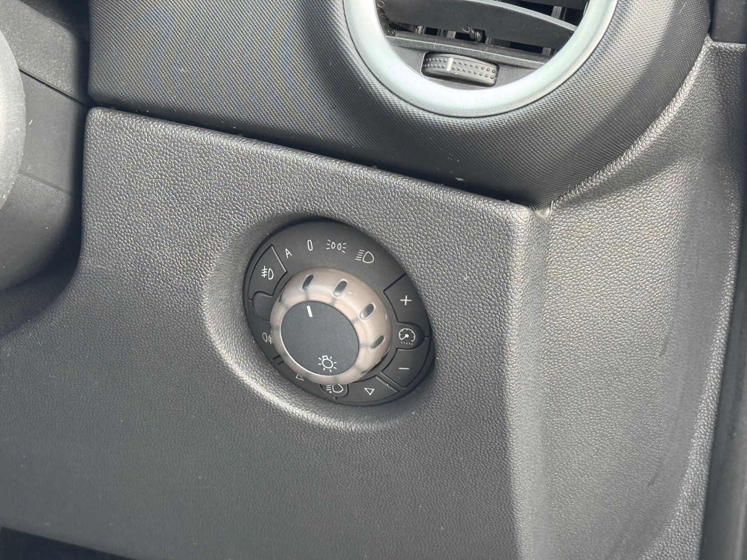 Used Vauxhall Corsa 2008 for sale - 77409936: Photo 12