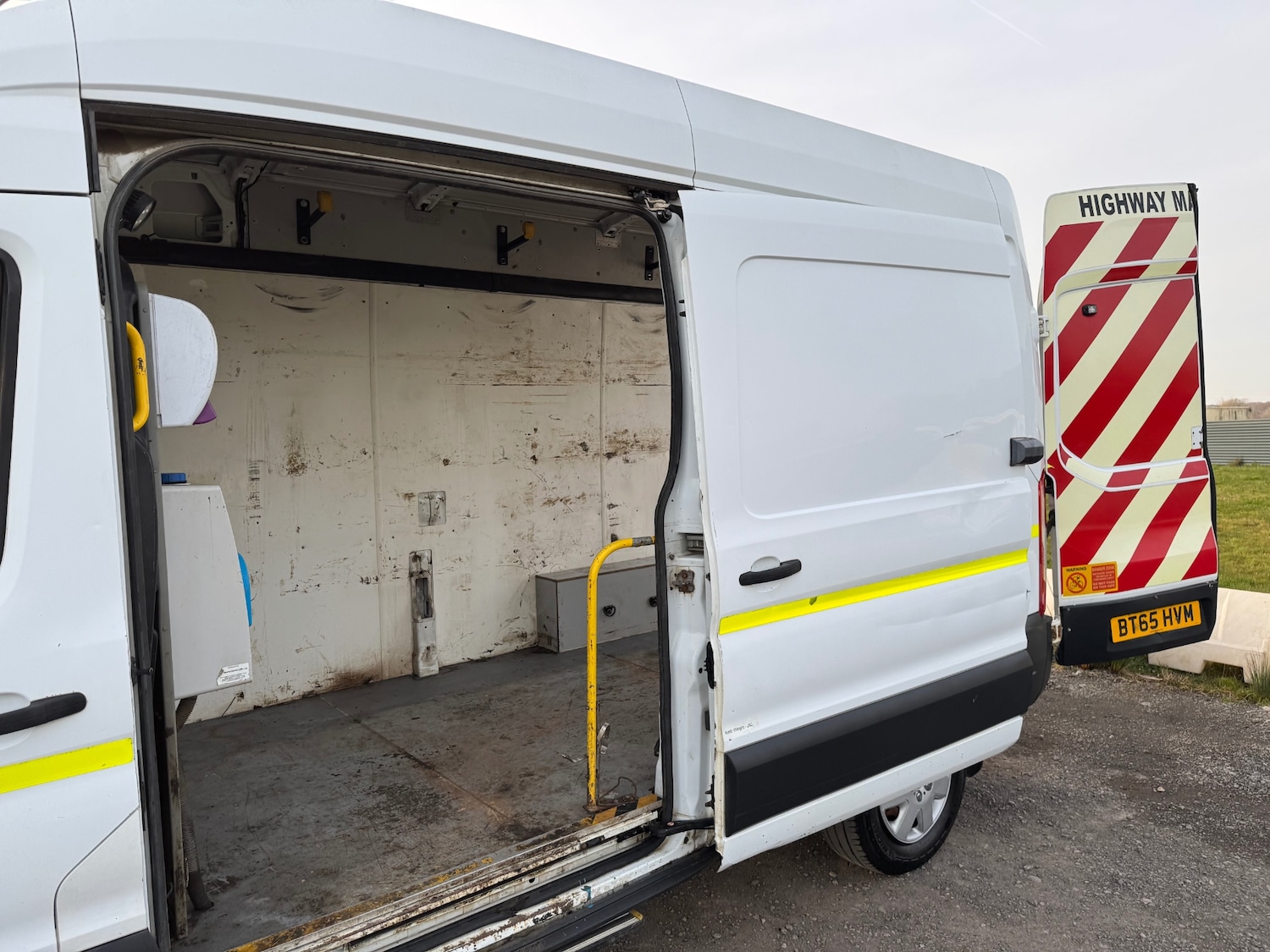 Used Ford Transit 2015 for sale - 77971157: Photo 9