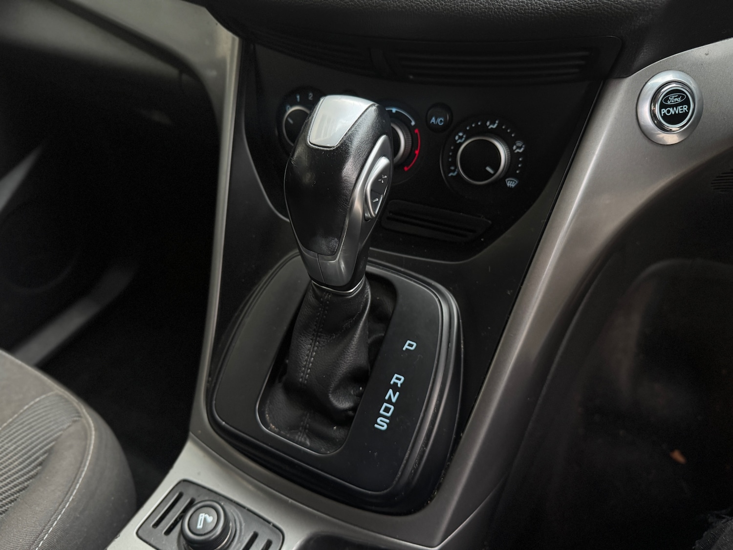 Used Ford Kuga 2013 for sale - 76574223: Photo 12