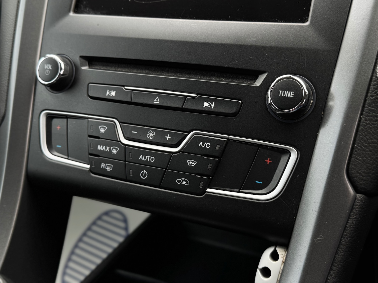 Used Ford Mondeo 2016 for sale - 78139348: Photo 25