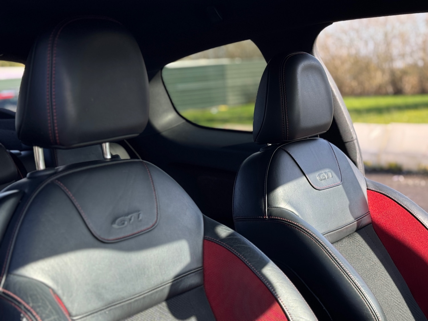 Used Peugeot 208 2014 for sale - 77669185: Photo 11