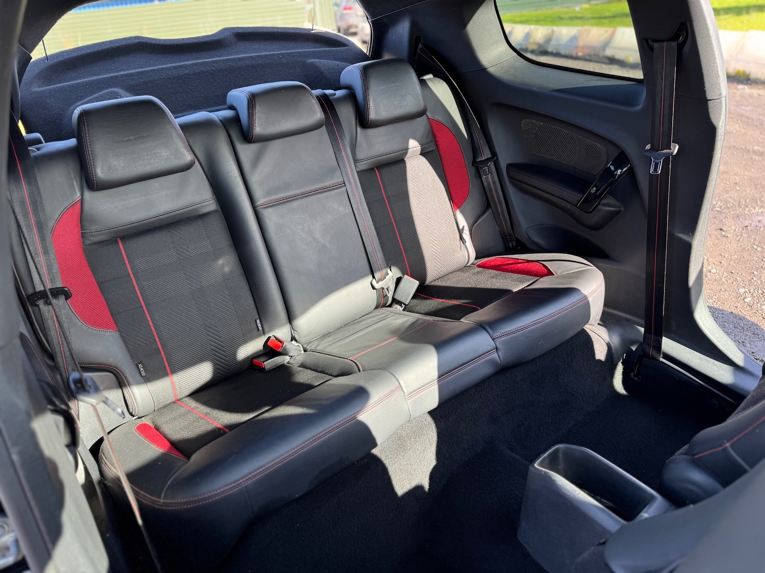 Used Peugeot 208 2014 for sale - 77669185: Photo 13