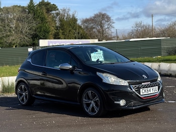 Used Peugeot 208 2014 for sale - 77669185: Photo